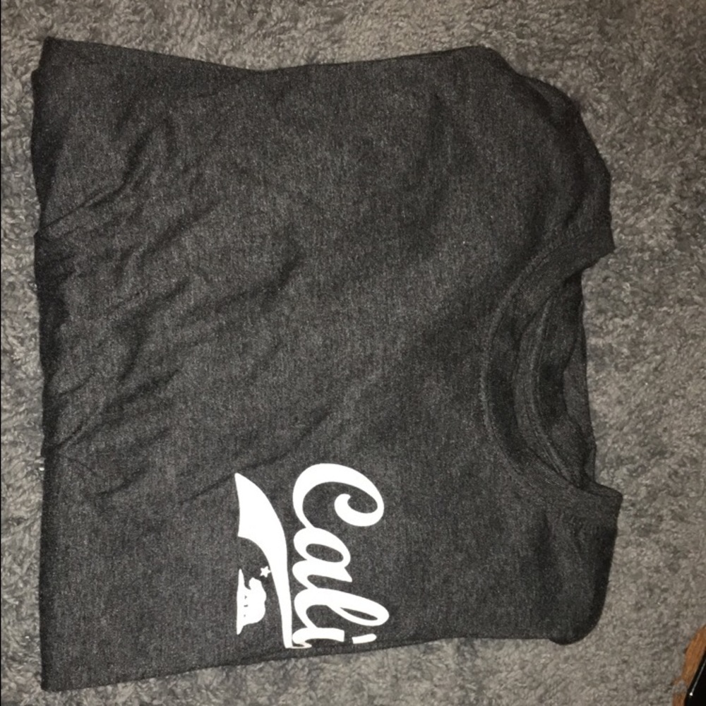 long sleeve California teeshirt.